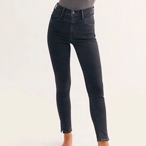 Levi’s Black Mile High Super Skinny Jeans NWT| 27